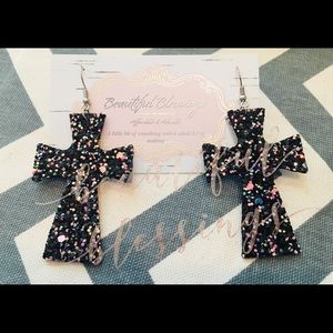 ‼️New‼️😍Black PU Leather Glitter Earrings